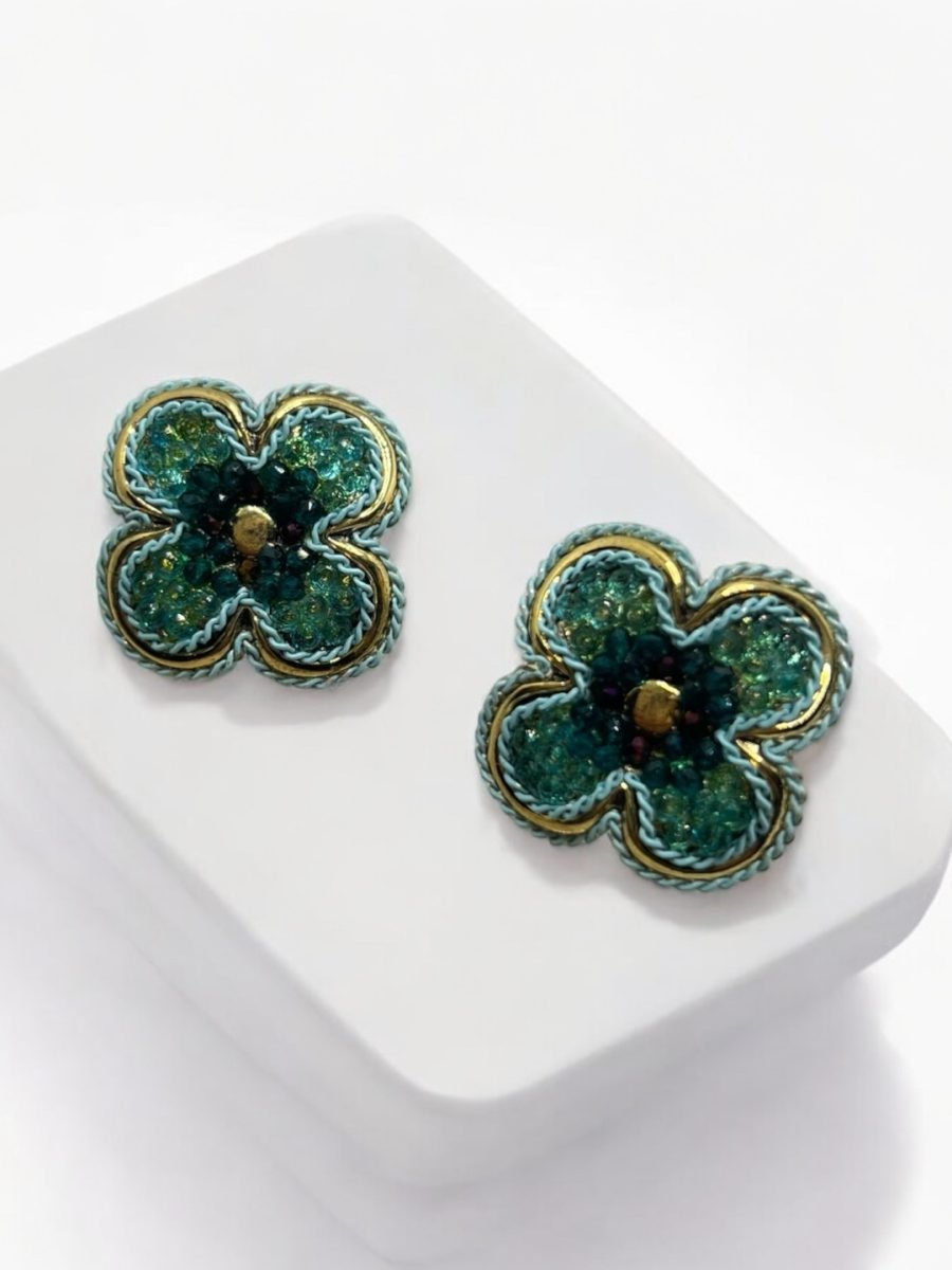 LE ISABEL GREEN FLORAL SHAPE STUDS EARRINGS