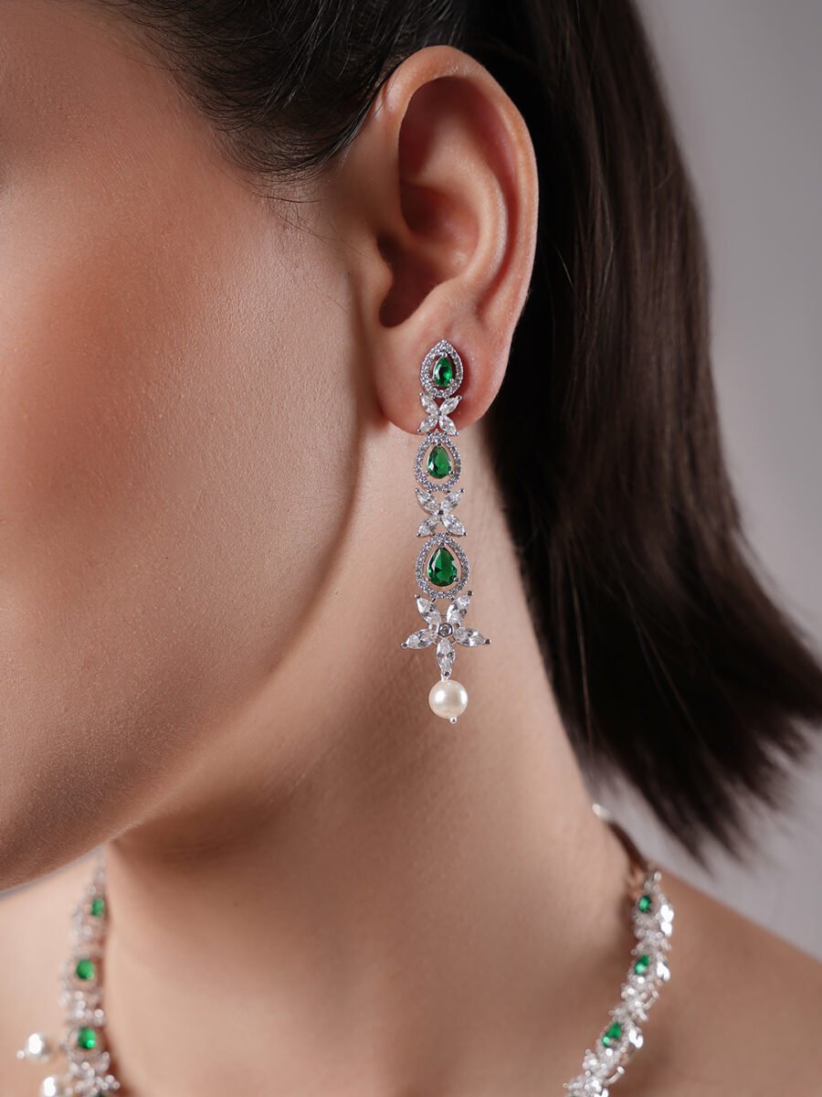 LE DIVIT GREEN RHODIUM-PLATED AD-STUDDED NECKLACE AND EARRINGS - Image 2