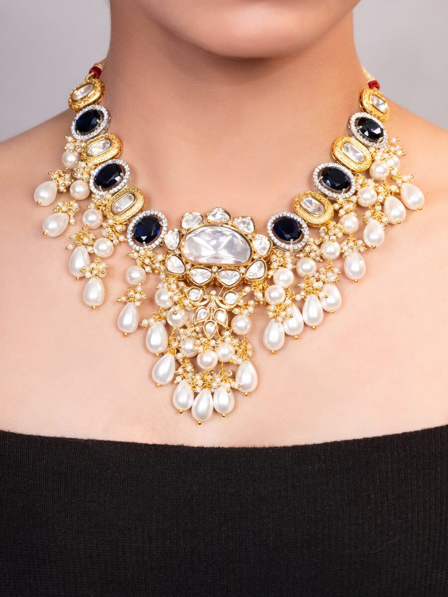 LE VAIA GOLD PLATED BLUE BEADS AND MOISSANITE STUDDED NECKLACE