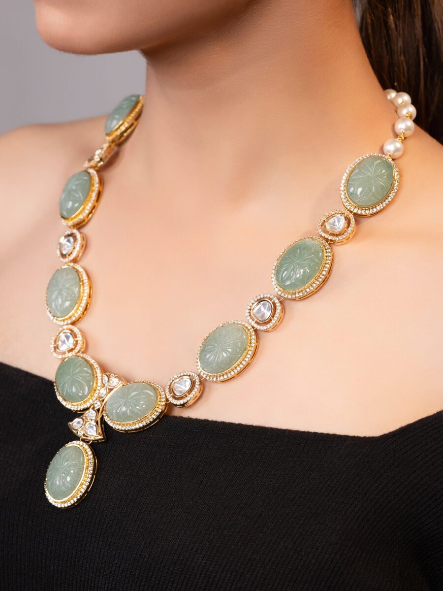 LE AYLIN GREEN BEADS AND MOISSANITE STUDDED NECKLACE - Image 2